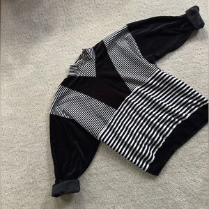 Chic vintage velvety sweater blouse